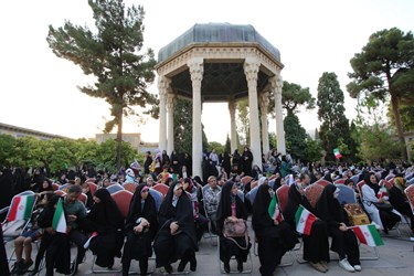 اجتماع بزرگ مردمی مدافعان حریم خانواده در شیراز