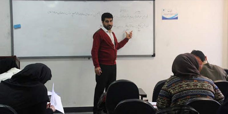 امکان دفاع دانشجویان تحصیلات تکمیلی دانشگاه آزاد تا ۱۵ مهر