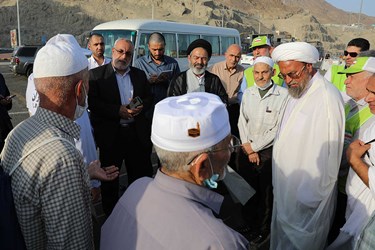 بازدید حجت الاسلام سید عبدالفتاح نواب سرپرست حجاج ایرانی و نماینده بعثه مقام معظم رهبری از نحوه اعزام حجاج ایرانی و حمل و نقل درون شهری مکه