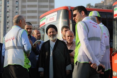 بازدید حجت الاسلام سید عبدالفتاح نواب سرپرست حجاج ایرانی و نماینده بعثه مقام معظم رهبری از نحوه اعزام حجاج ایرانی و حمل و نقل درون شهری مکه