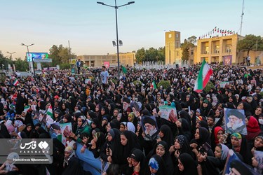 تجمع بانوان اصفهانی در دفاع از «عفاف و حجاب»