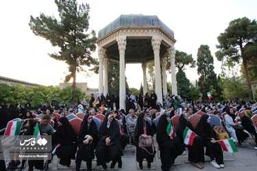 اجتماع بزرگ مردمی مدافعان حریم خانواده در شیراز