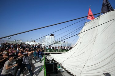 برافراشته شدن خیمه گاه امام حسین (ع) در زرقان 