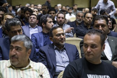 حمیدرضا مقدم فر مشاور رسانه ای فرمانده کل سپاه در مراسم ترحیم پدر مصطفی صابرخراسانی