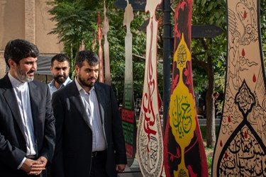بازدید رئیس سازمان زیباسازی،رضا صیادی و مهدی عباسی عضو شورای شهر تهران از تیغه های طراحی شده در خانه اتحادیه