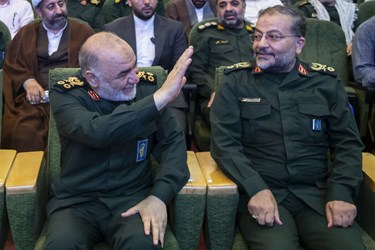 حضور سردار سرلشکر حسین سلامی فرمانده کل سپاه پاسداران و سردارغلامرضا سلیمانی فرمانده سازمان بسیج مستضعفین در آئین اختتامیه نمایشگاه عملکرد و پیشرفت تحقق محله اسلامی بسیج