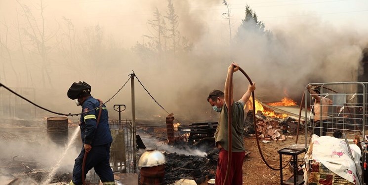 امداد رسانی بین‌المللی برای کمک به مهار آتش سوزی  نزدیک «آتن»