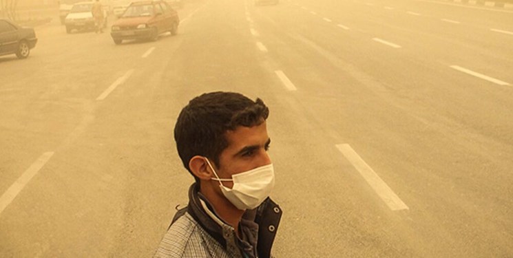 وضعیت خطرناک هوای استان مرکزی کار ادارات را به تعطیلی کشاند