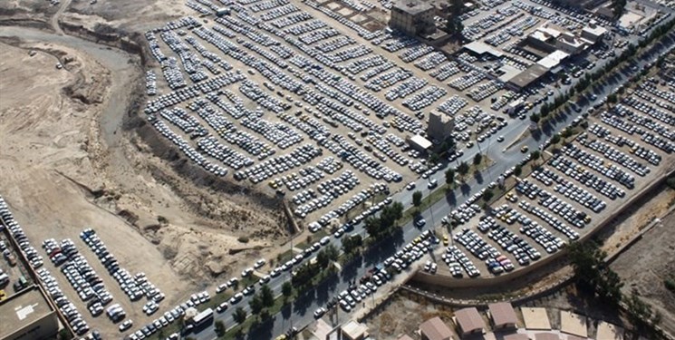 ظرفیت پارک ۱۸۰ هزار خودرو در مرز مهران فراهم است