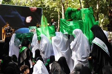 مراسم شیرخوارگان حسینی در چهارباغ  اصفهان