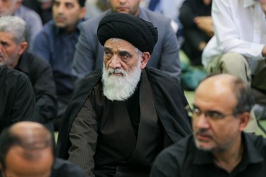 حضور سید احمد مرتضوی مقدم رئیس دیوان عالی کشور در میان نمازگزاران نماز جمعه
