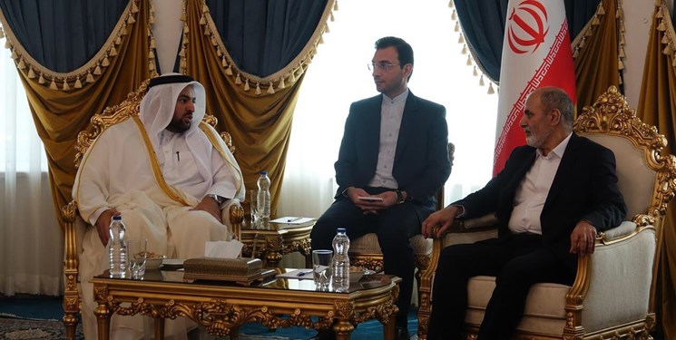 پیام نخست‌وزیر قطر تقدیم احمدیان شد