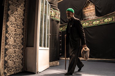این خانه عزادار حسین است