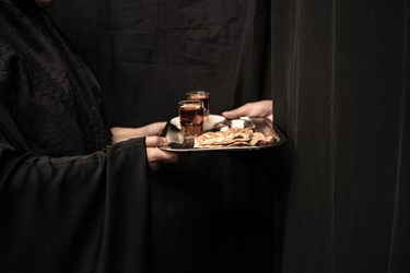 این خانه عزادار حسین است