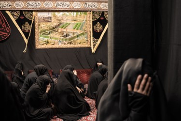 این خانه عزادار حسین است