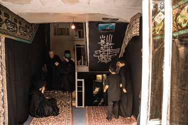 این خانه عزادار حسین است