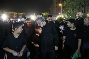 حضور سردار امیرعلی حاجی زاده فرمانده نیروی هوافضای سپاه پاسداران در هیأت آئین حسینی
