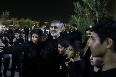 حضور سردار امیرعلی حاجی زاده فرمانده نیروی هوافضای سپاه پاسداران در هیأت آئین حسینی