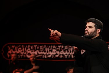 مداحی میثم مطیعی شب ششم ماه محرم در هیأت آئین حسینی