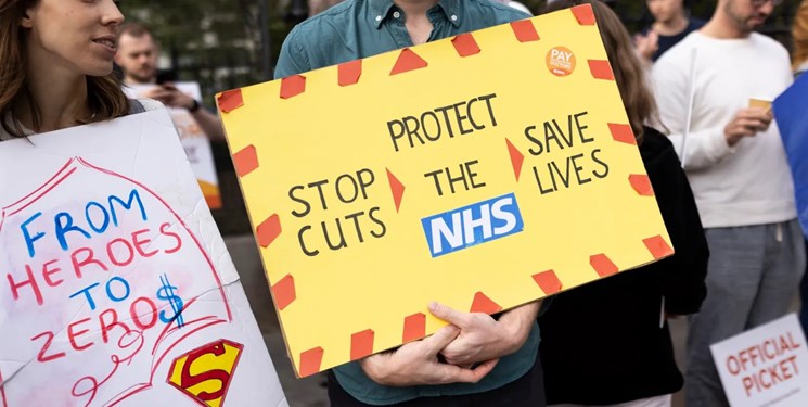 پزشکان انگلیسی اعتصاب می‌کنند