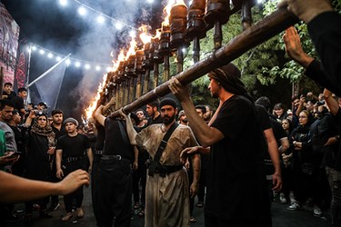مشعل ‎گردانی شب تاسوعا دولت آباد