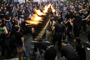 مشعل ‎گردانی شب تاسوعا دولت آباد