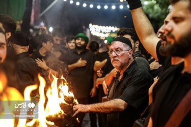 Torch-Carrying Ritual Held in Tehran