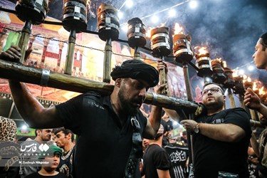 Torch-Carrying Ritual Held in Tehran