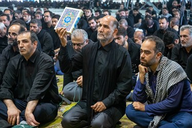 حضور پرشور مردم در مراسم عزاداری روز تاسوعا دانشگاه تهران