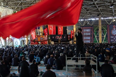 مرثیه خوانی سعید حدادیان در مراسم عزاداری روز تاسوعا دانشگاه تهران