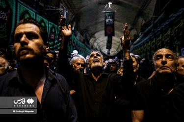 Mourners Mark Tasua of Imam Hossein (AS) in Tehran