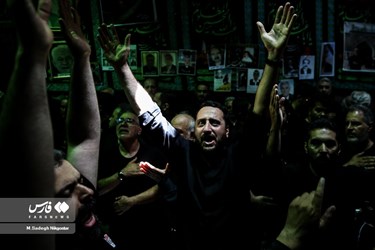 Mourners Mark Tasua of Imam Hossein (AS) in Tehran