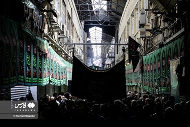 Mourners Mark Tasua of Imam Hossein (AS) in Tehran