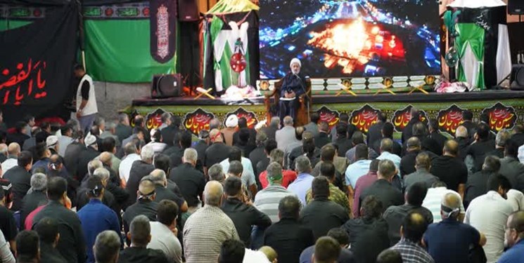 همایش ۱۵۰۰ نفری حسینیان عاشورایی برگزار شد