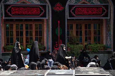 حضور مردم در عزاداری عاشورای حسینی در امامزاده صالح (ع)