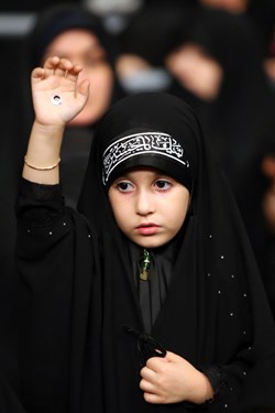 آخرین شب مراسم عزاداری ماه محرم در حسینیه امام خمینی(ره)