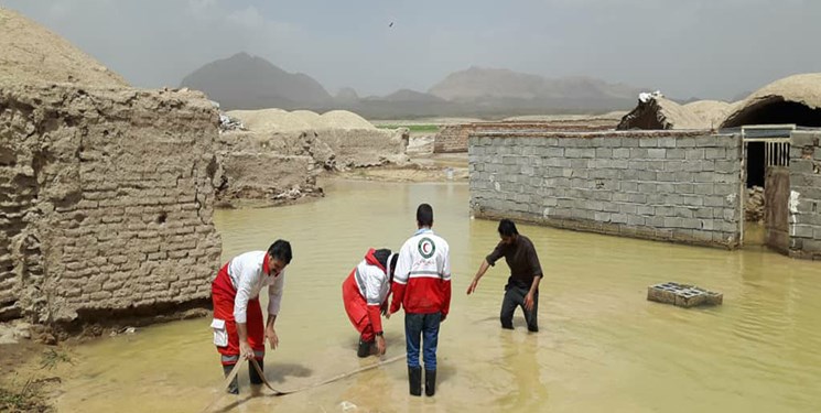 امدادرسانی به 4 استان درگیر در سیل و آبگرفتگی