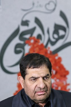  محمد مخبر معاون اول رئیس جمهور در جمع خبرنگاران در  مراسم چهل و نهمین سالگرد تاسیس سازمان انتقال خون
