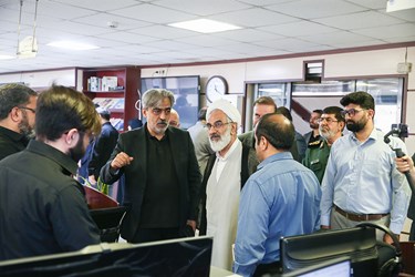بازدید حجت‌الاسلام عبدالله حاجی‌ صادقی نماینده ولی فقیه در سپاه پاسداران از تحریریه خبرگزاری فارس