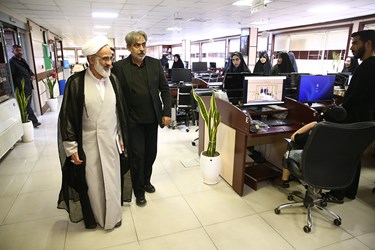 بازدید حجت‌الاسلام عبدالله حاجی‌ صادقی نماینده ولی فقیه در سپاه پاسداران از تحریریه خبرگزاری فارس