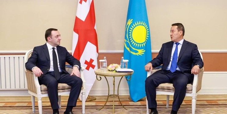رایزنی نخست‌وزیران قزاقستان و گرجستان با موضوع همکاری‌های اقتصادی