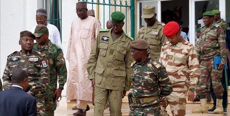 فرانسه از مداخله نظامی «اکواس» علیه کودتاچیان در نیجر حمایت کرد