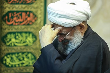 حجت الاسلام محمد حسن رحیمیان تولیت مسجد مقدس جمکران در مجلس ترحیم والدمکرمش حاج شیخ یدالله رحیمیان