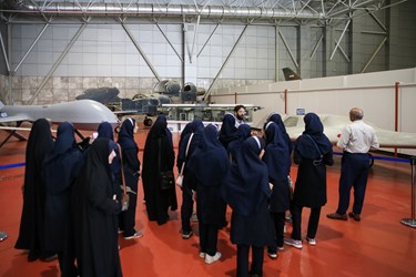 بازدید دانش آموزان از پارک ملی هوافضا تهران