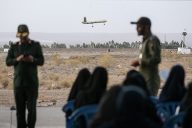 بازدید دانش آموزان از سایت پهپادی کاشان