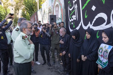 سردار قاسم رضایی، جانشین فرمانده فراجا در مراسم تشییع پیکر شهیدان یزدان سلیمان‌آبادی و حسین اسماعیلی