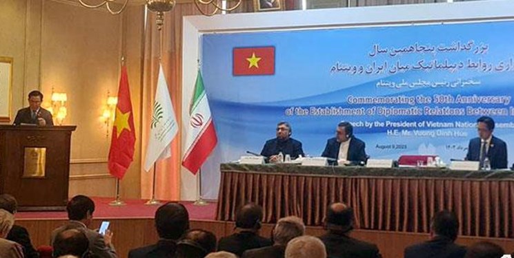 رئیس مجلس ویتنام: فاصله جغرافیایی دو کشور مانع از همکاری ایران و ویتنام نشده است