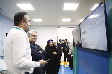 بازدید اصحاب رسانه از بیمارستان تخصصی سرطان برکت