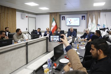 بازدید اصحاب رسانه از بیمارستان تخصصی سرطان برکت