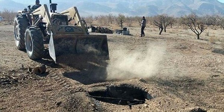 انسداد 5 حلقه چاه غیرمجاز در شهرستان البرز